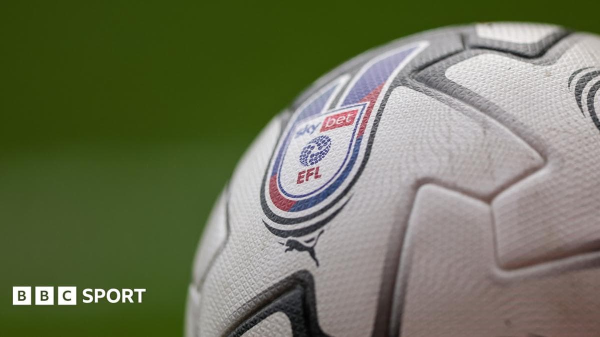 Fleetwood Town y Chesterfield reeditan rivalidad en la copa